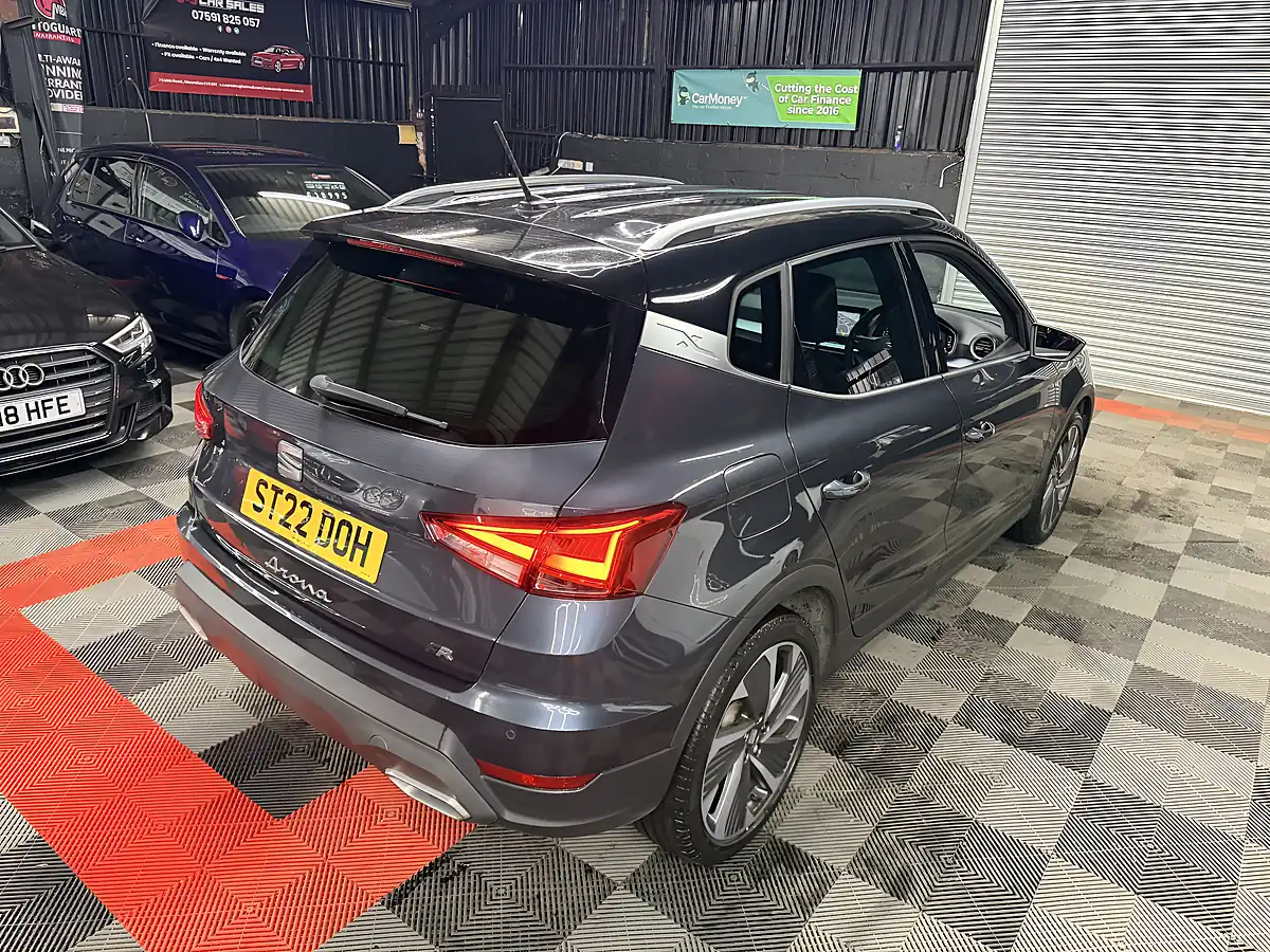 Used 2022 SEAT Arona Fr Sport Grey - Interior and Exterior details 11