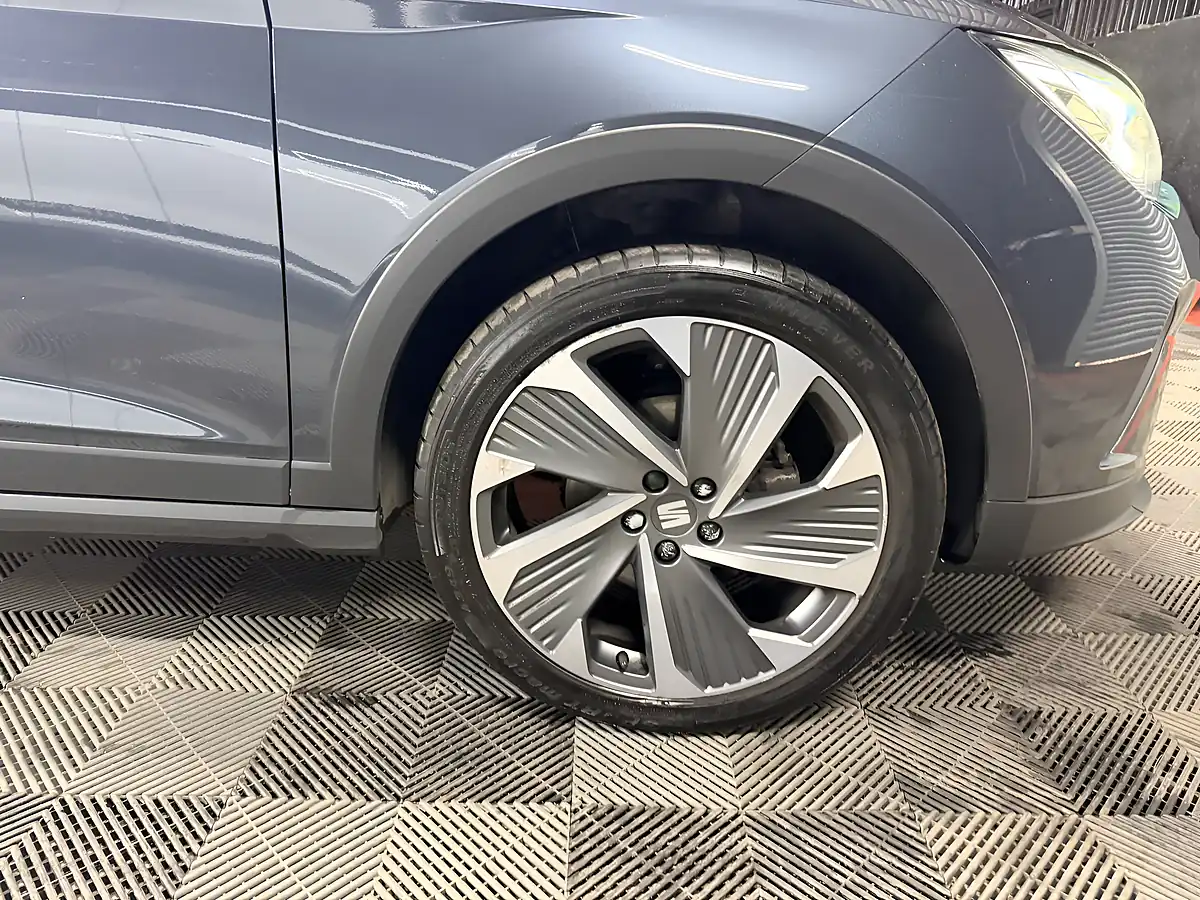 Used 2022 SEAT Arona Fr Sport Grey - Interior and Exterior details 12