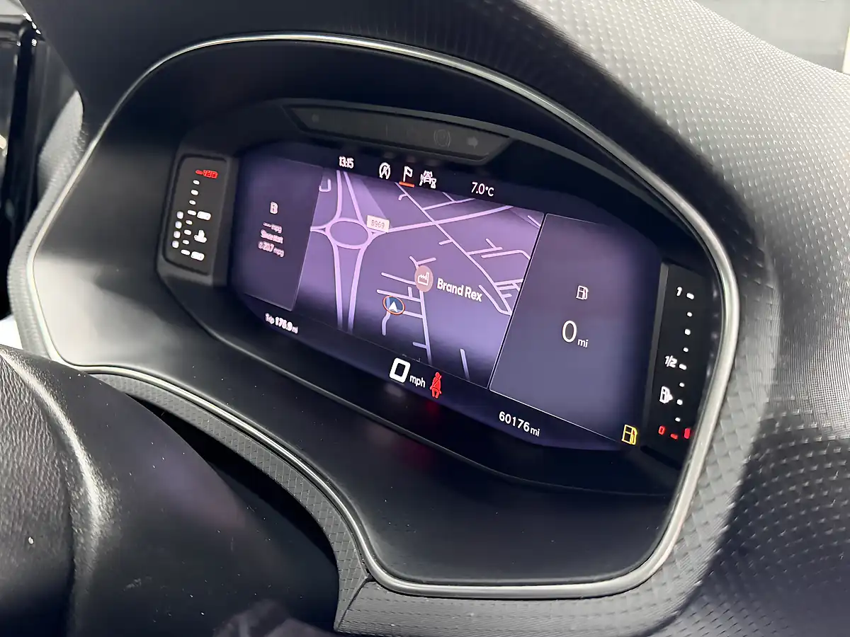 Used 2022 SEAT Arona Fr Sport Grey - Interior and Exterior details 19