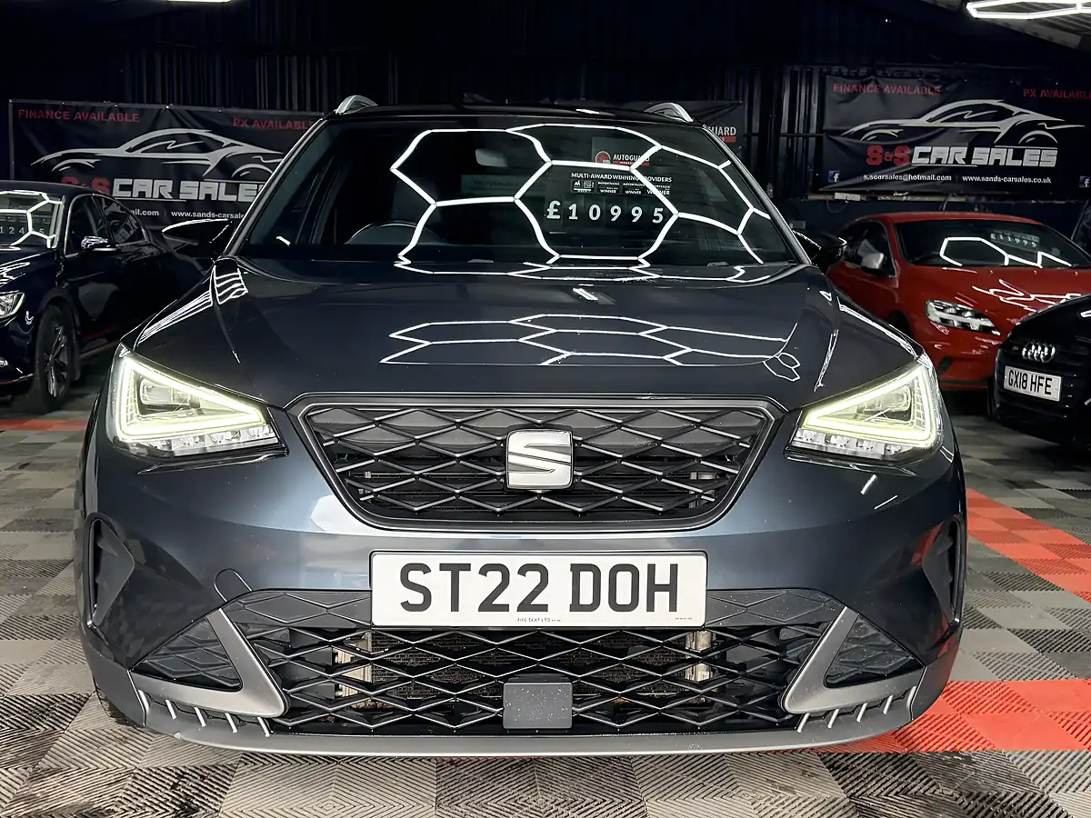 Used 2022 SEAT Arona Fr Sport Grey - Interior and Exterior details 3