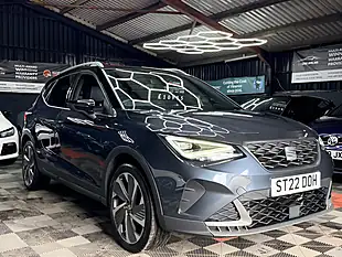 Used 2022 SEAT Arona Fr Sport Grey - Interior and Exterior details 5