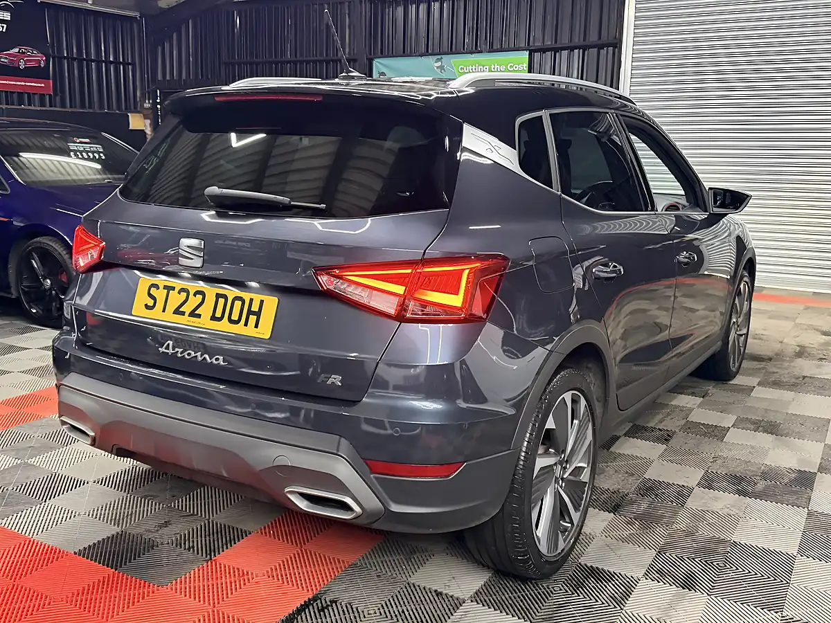 Used 2022 SEAT Arona Fr Sport Grey - Interior and Exterior details 8