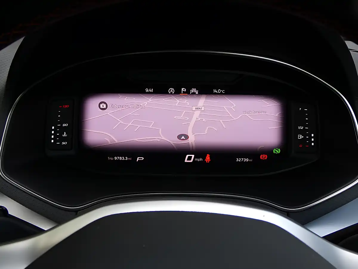 Used 2022 SEAT Arona Fr Sport Nevada White Metallic - Interior and Exterior details 2
