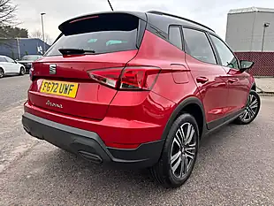 Used 2022 SEAT Arona Se Edition Red - Interior and Exterior details 12