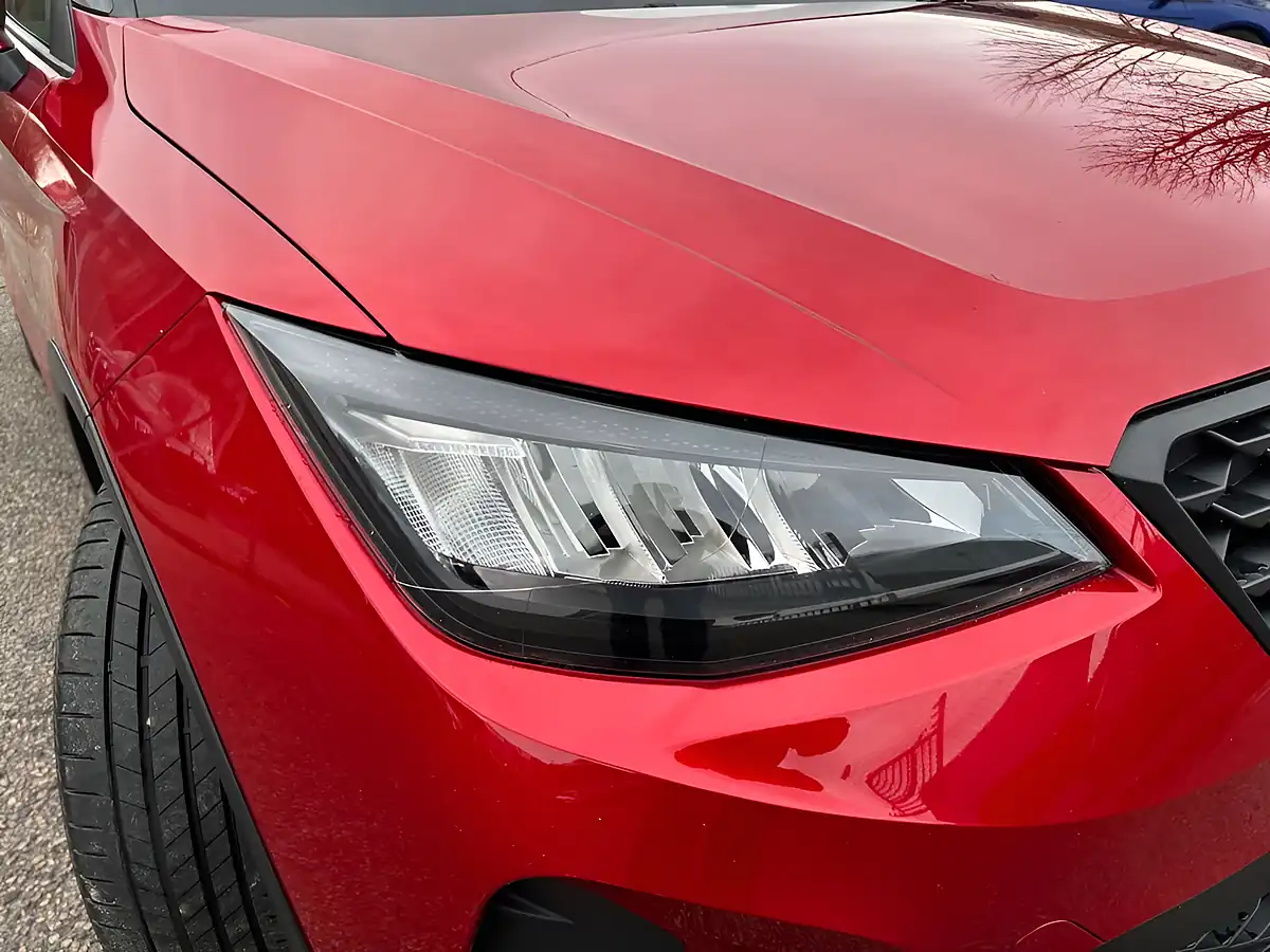 Used 2022 SEAT Arona Se Edition Red - Interior and Exterior details 20