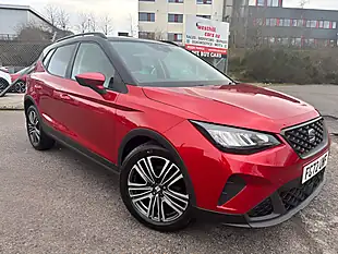 Used 2022 SEAT Arona Se Edition Red - Interior and Exterior details 5