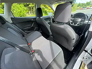 Used 2022 SEAT Arona Se Technology White - Interior and Exterior details 17