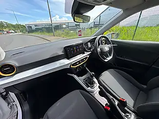 Used 2022 SEAT Arona Se Technology White - Interior and Exterior details 20