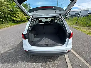 Used 2022 SEAT Arona Se Technology White - Interior and Exterior details 8