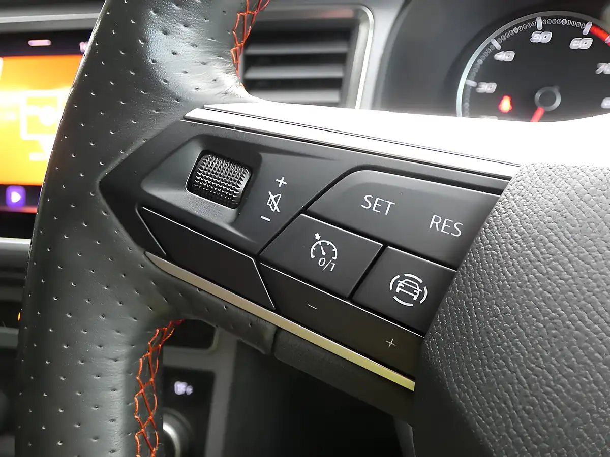 Used 2022 SEAT Ateca Fr Black Magic Pearl Effect - Interior and Exterior details 14