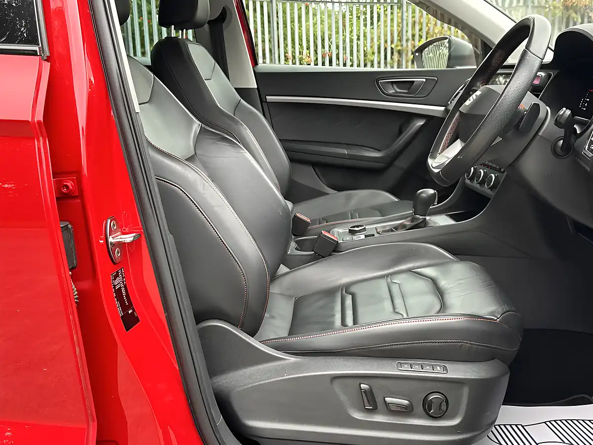 Used 2022 SEAT Ateca Fr Sport Red - Interior and Exterior details 10