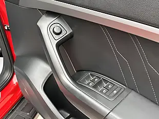 Used 2022 SEAT Ateca Fr Sport Red - Interior and Exterior details 11
