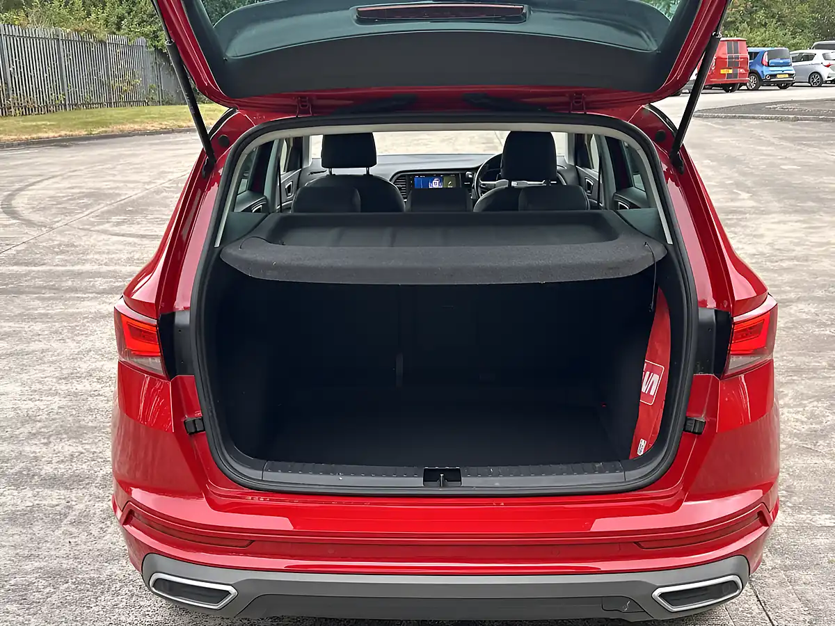 Used 2022 SEAT Ateca Fr Sport Red - Interior and Exterior details 18