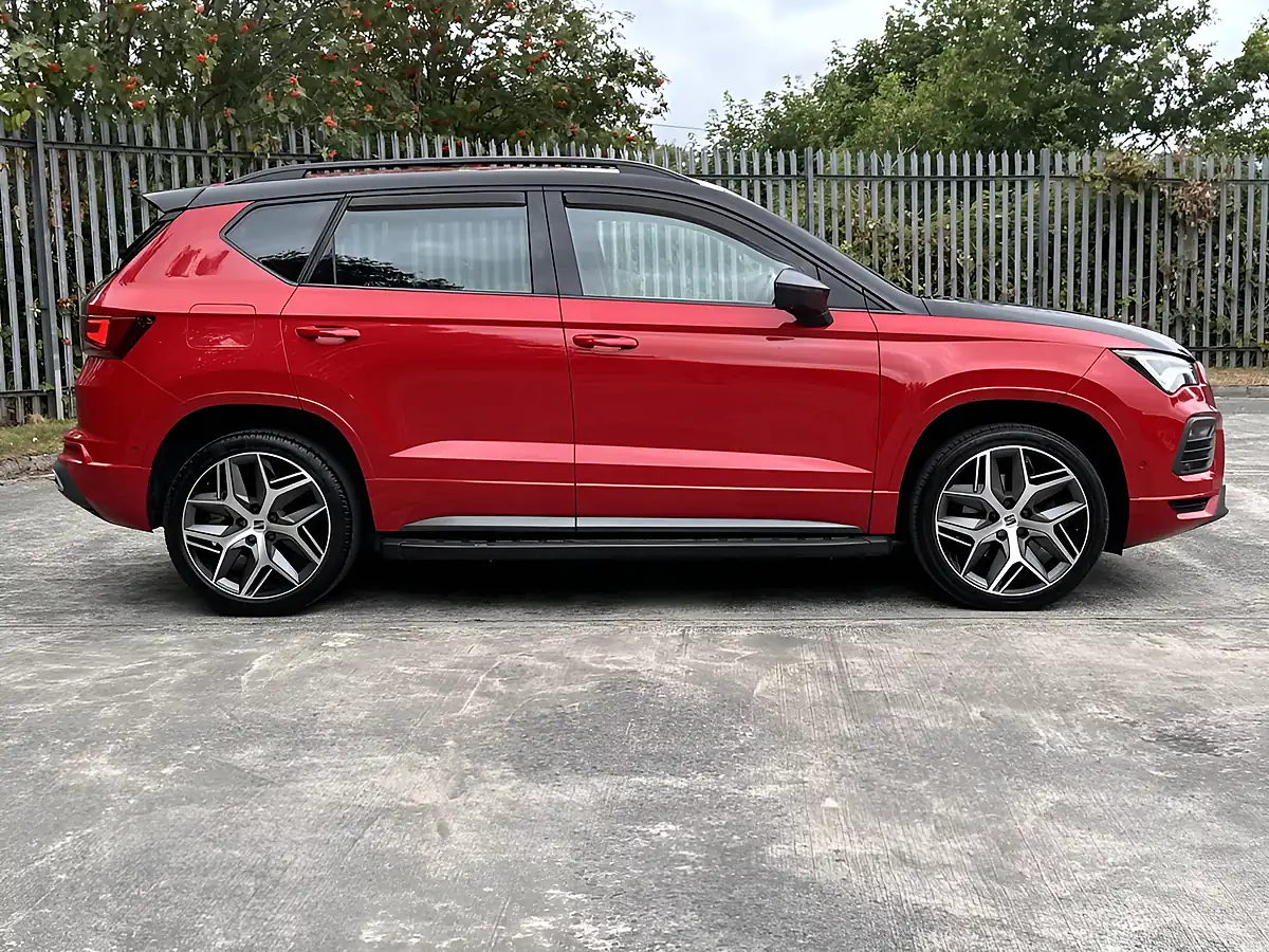Used 2022 SEAT Ateca Fr Sport Red - Interior and Exterior details 4