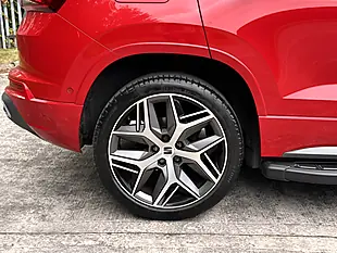 Used 2022 SEAT Ateca Fr Sport Red - Interior and Exterior details 7