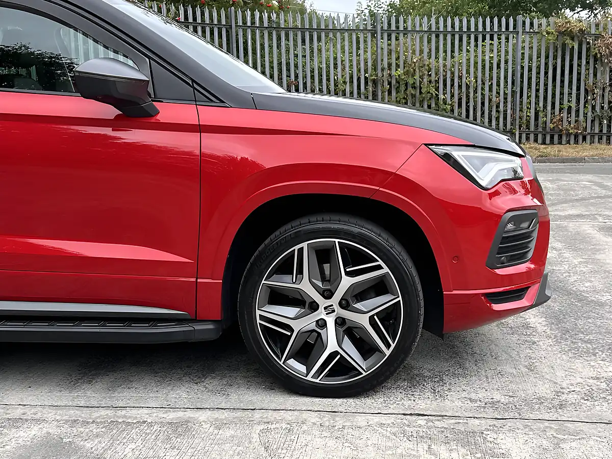 Used 2022 SEAT Ateca Fr Sport Red - Interior and Exterior details 8