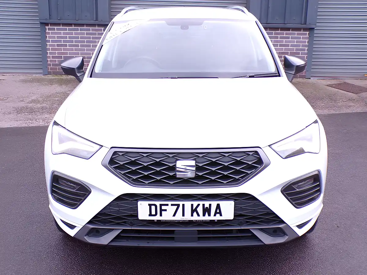 Used 2022 SEAT Ateca Fr White - Interior and Exterior details 3