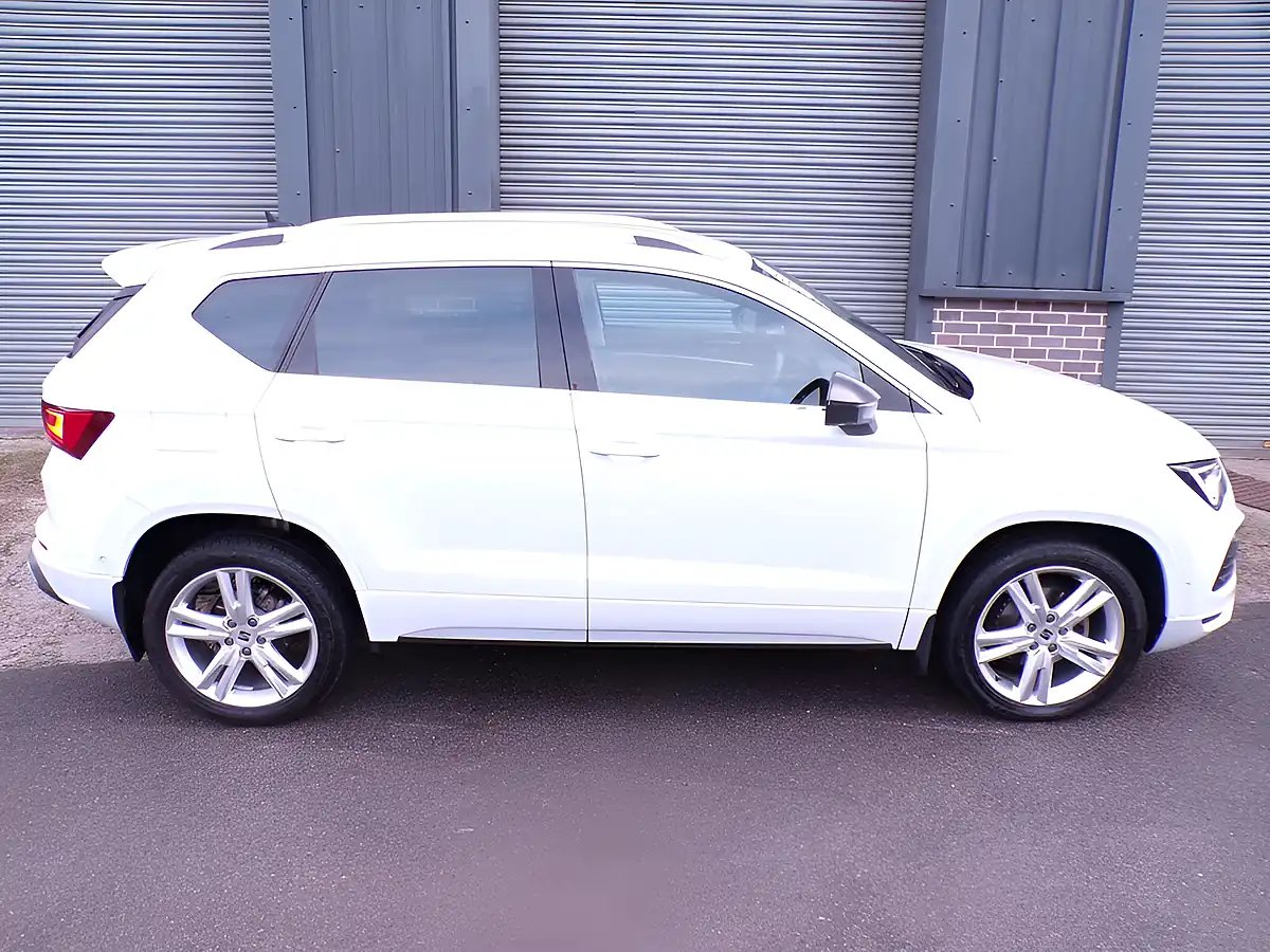 Used 2022 SEAT Ateca Fr White - Interior and Exterior details 4