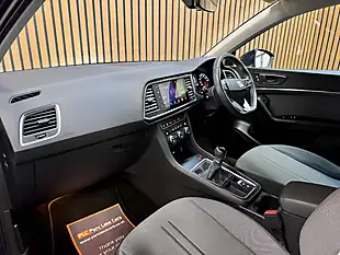 Used 2022 SEAT Ateca Se Technology Blue - Interior and Exterior details 14