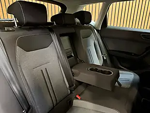 Used 2022 SEAT Ateca Se Technology Blue - Interior and Exterior details 17