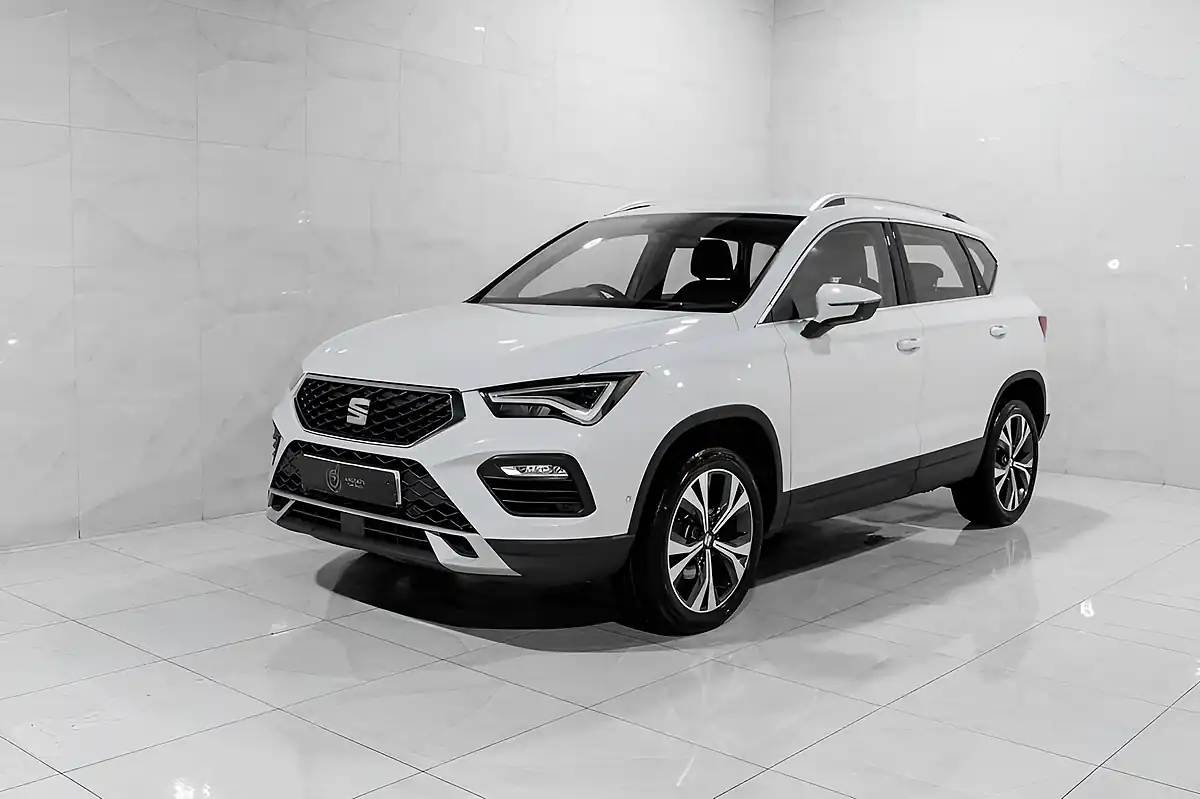 Used 2022 SEAT Ateca Se Technology White - Interior and Exterior details 2