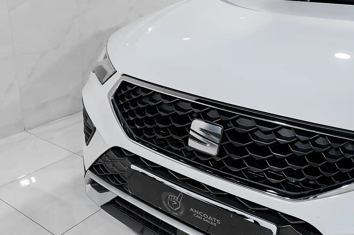 Used 2022 SEAT Ateca Se Technology White - Interior and Exterior details 5