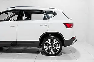 Used 2022 SEAT Ateca Se Technology White - Interior and Exterior details 9