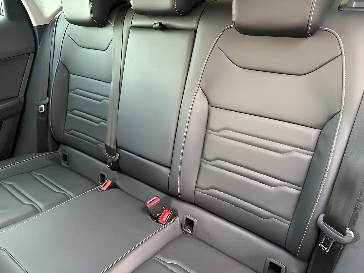 Used 2022 SEAT Ateca Xperience Lux Graphite Grey - Interior and Exterior details 20