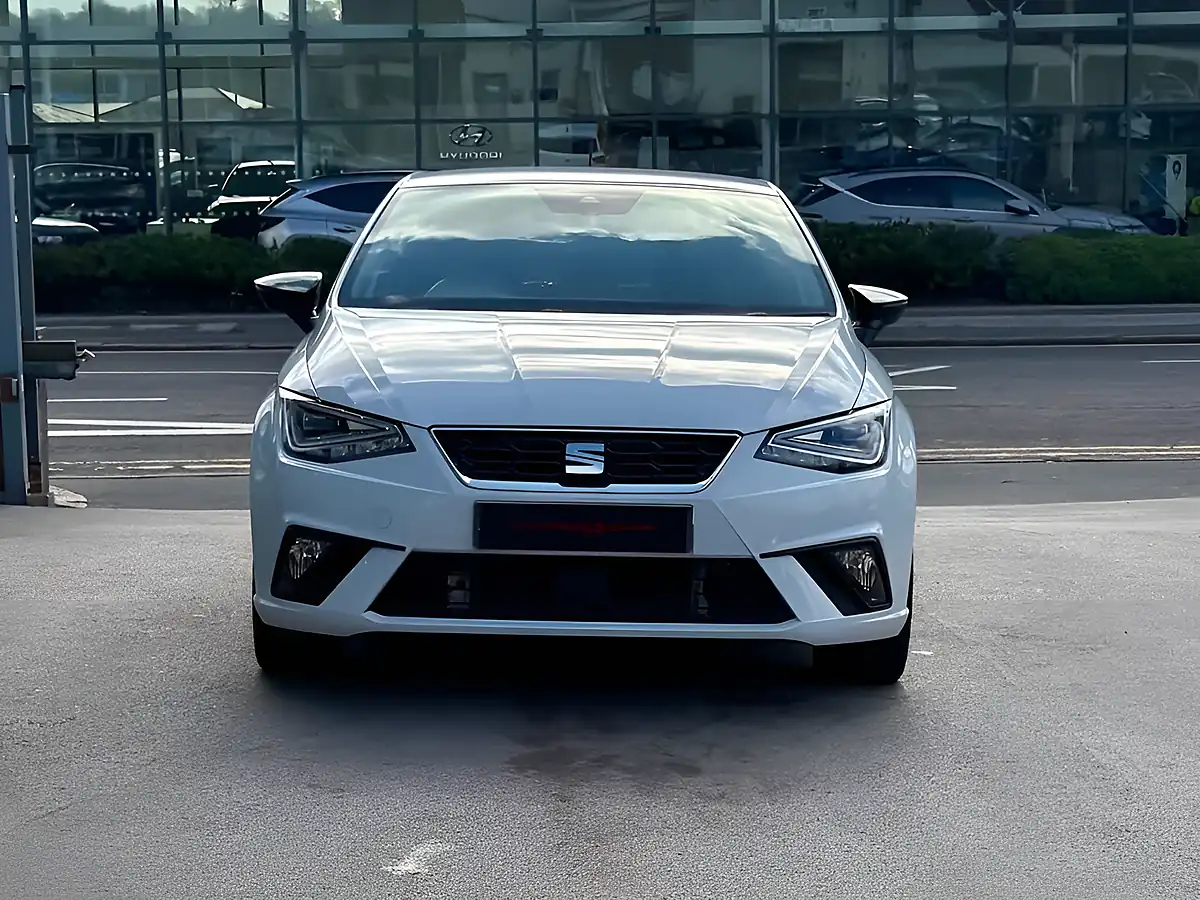 Used 2022 SEAT Ibiza Fr White - Interior and Exterior details 2