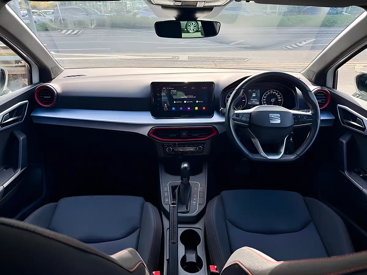Used 2022 SEAT Ibiza Fr White - Interior and Exterior details 8