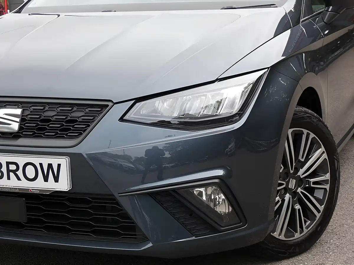 Used 2022 SEAT Ibiza Se Technology Magnetic Tech Grey Metallic - Interior and Exterior details 9