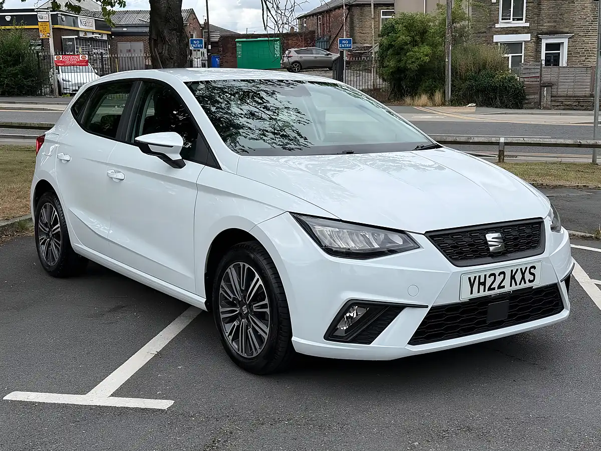 Used 2022 SEAT Ibiza Se Technology White - Front View