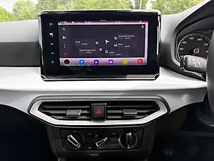 Used 2022 SEAT Ibiza Se Technology White - Interior and Exterior details 12
