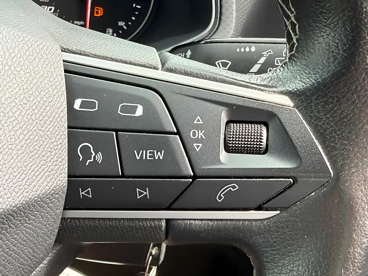 Used 2022 SEAT Ibiza Se Technology White - Interior and Exterior details 14
