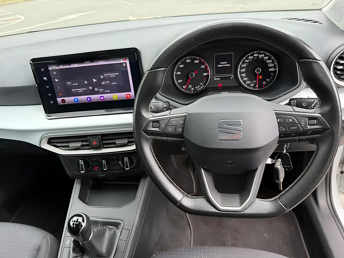 Used 2022 SEAT Ibiza Se Technology White - Interior and Exterior details 18