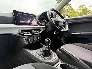 Used 2022 SEAT Ibiza Se Technology White - Interior and Exterior details 9