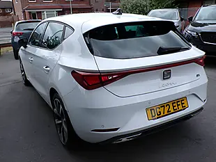 Used 2022 SEAT Leon Fr Sport White - Interior and Exterior details 7