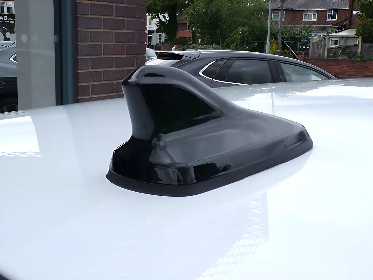 Used 2022 SEAT Leon Fr Sport White - Interior and Exterior details 9