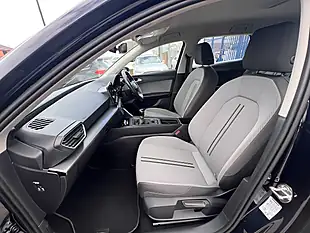 Used 2022 SEAT Leon Se Asphalt Blue Met - Interior and Exterior details 14