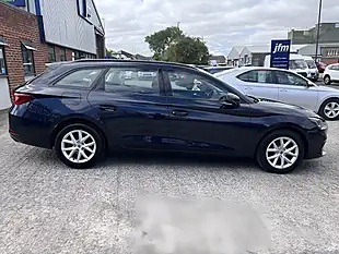 Used 2022 SEAT Leon Se Asphalt Blue Met - Interior and Exterior details 5