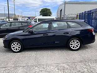 Used 2022 SEAT Leon Se Asphalt Blue Met - Interior and Exterior details 9