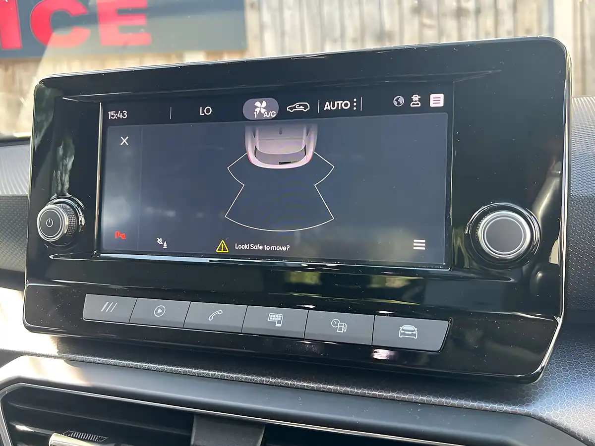 Used 2022 SEAT Leon Se Black - Interior and Exterior details 6