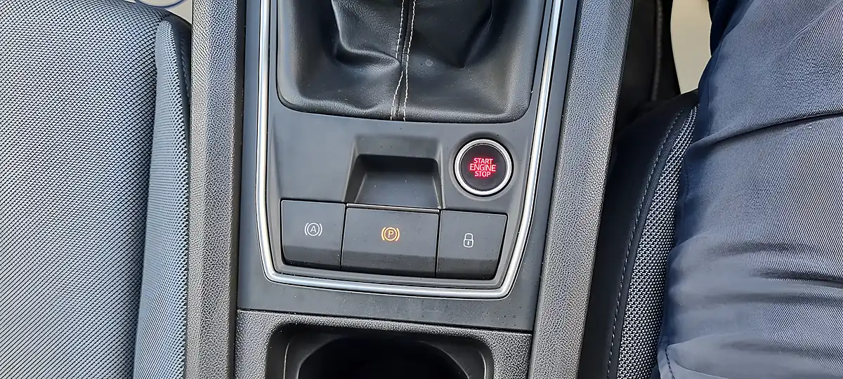 Used 2022 SEAT Leon Se Black - Interior and Exterior details 12