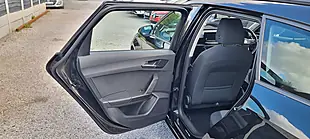 Used 2022 SEAT Leon Se Black - Interior and Exterior details 14