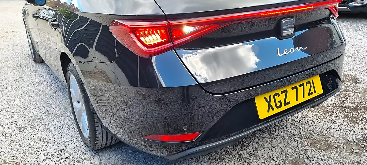Used 2022 SEAT Leon Se Black - Interior and Exterior details 18