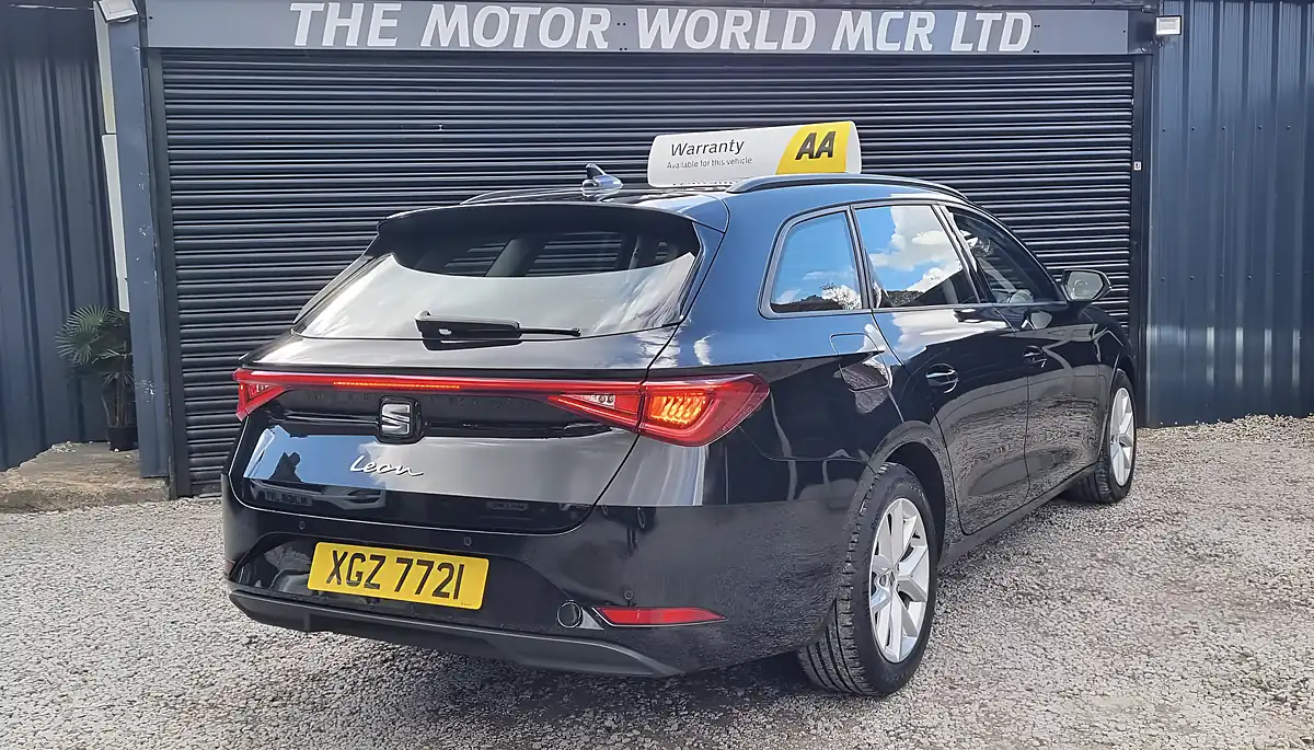 Used 2022 SEAT Leon Se Black - Interior and Exterior details 3