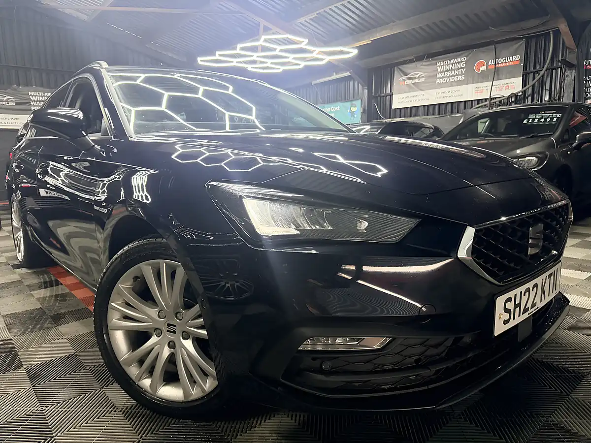 Used 2022 SEAT Leon Se Dynamic Blue - Interior and Exterior details 2