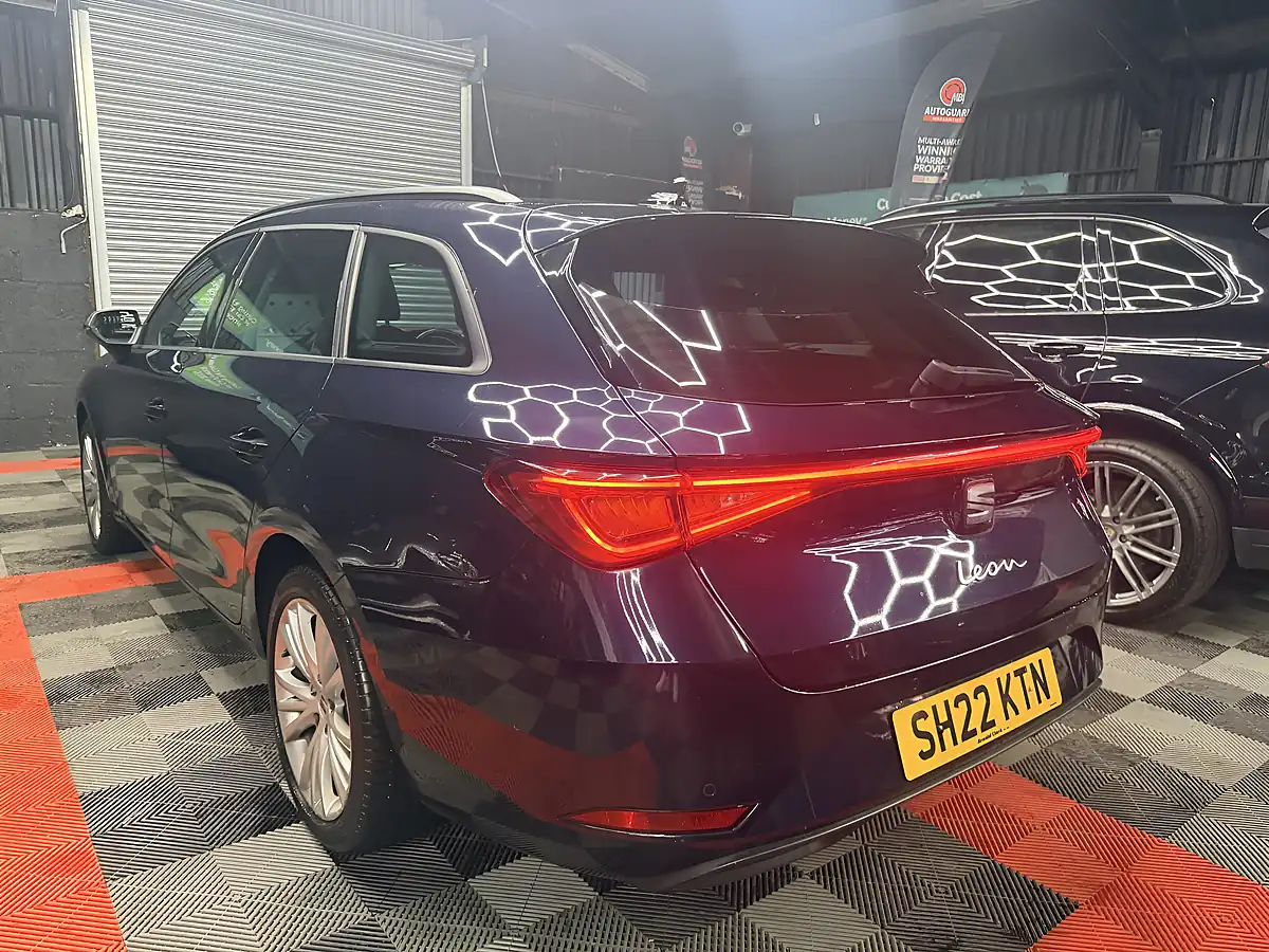 Used 2022 SEAT Leon Se Dynamic Blue - Interior and Exterior details 8