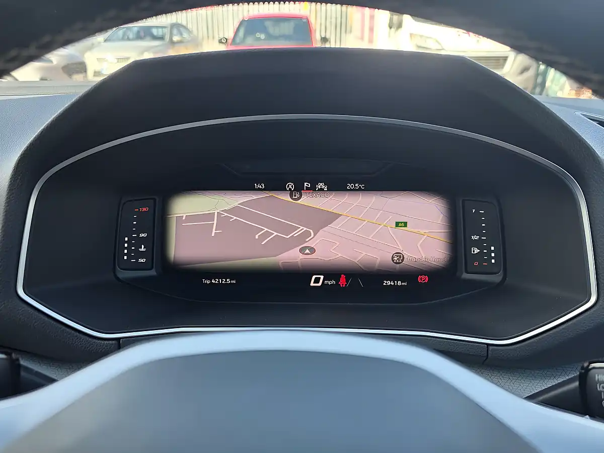 Used 2022 SEAT Tarraco Xcellence Green - Interior and Exterior details 13