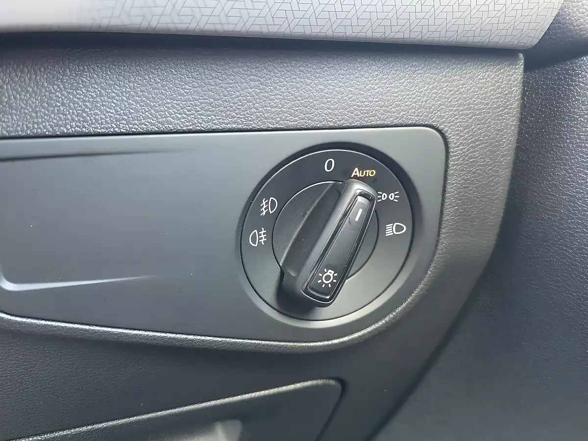 Used 2022 SEAT Tarraco Xcellence Green - Interior and Exterior details 17